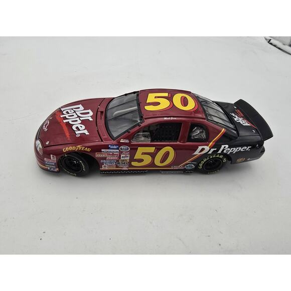 ACTION 1999 MARK GREEN #50 DR PEPPER CHEVROLET MONTE CARLO NASCAR 1:24 BANK - Picture 1 of 11
